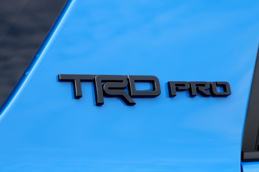 Логотип Toyota 4Runner TRD Pro (N280) 2018 года  (NA) (фото 9 из 38)